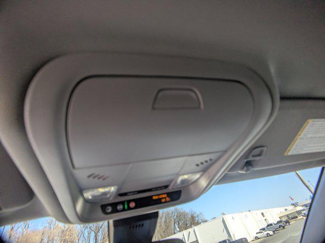 used 2023 Chevrolet Equinox car, priced at $18,988