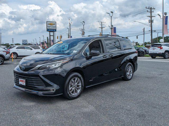 used 2021 Toyota Sienna car, priced at $39,853