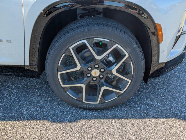 new 2025 Chevrolet Traverse car, priced at $54,397