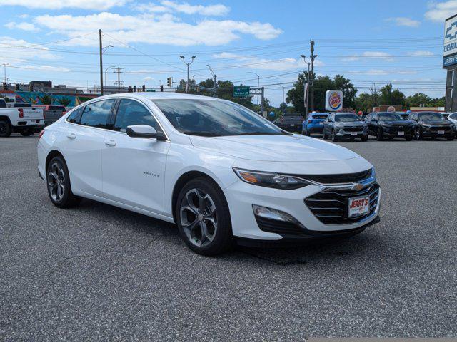 new 2024 Chevrolet Malibu car, priced at $26,332