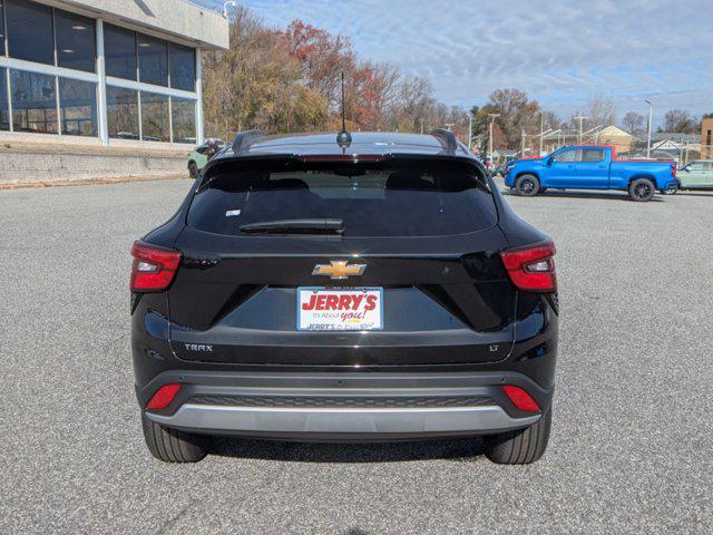 new 2025 Chevrolet Trax car, priced at $24,487