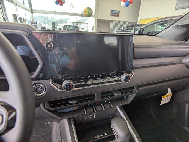 new 2025 Chevrolet Colorado car, priced at $47,222