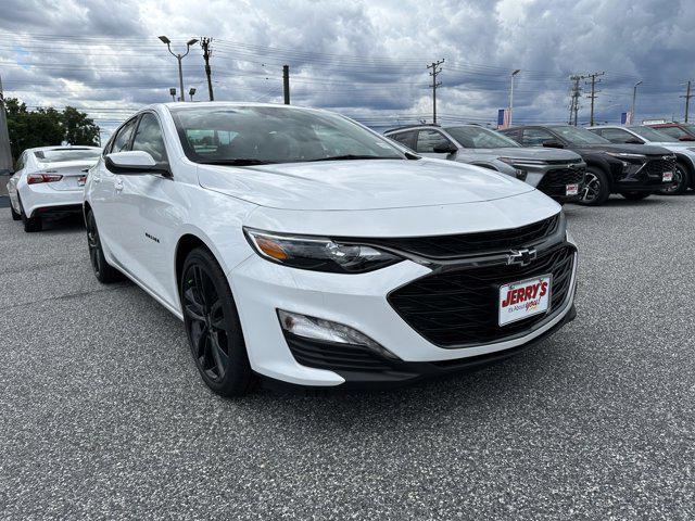 new 2024 Chevrolet Malibu car, priced at $29,122