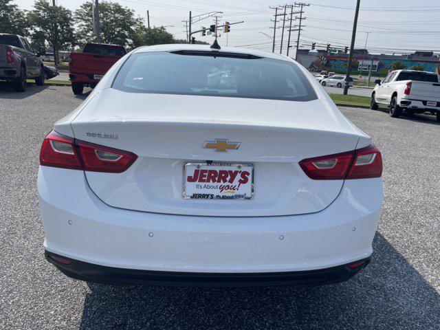 new 2024 Chevrolet Malibu car, priced at $27,007