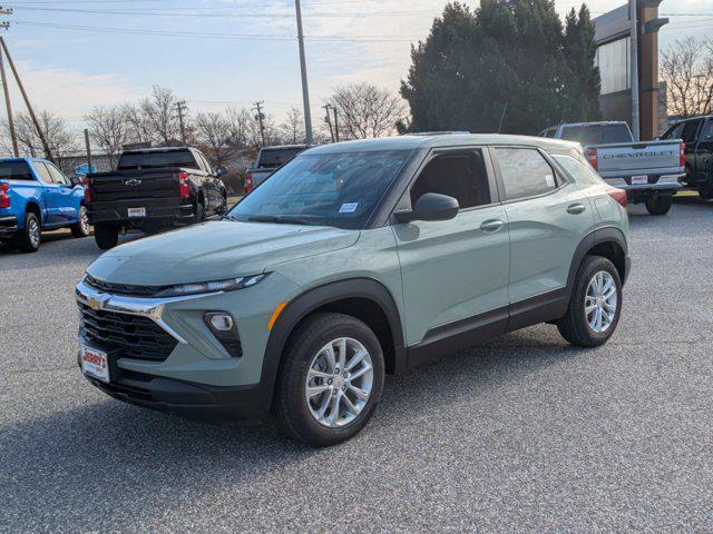 new 2025 Chevrolet TrailBlazer car, priced at $27,097