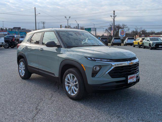 new 2025 Chevrolet TrailBlazer car, priced at $27,097