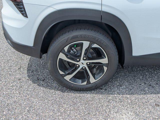 new 2025 Chevrolet Trax car