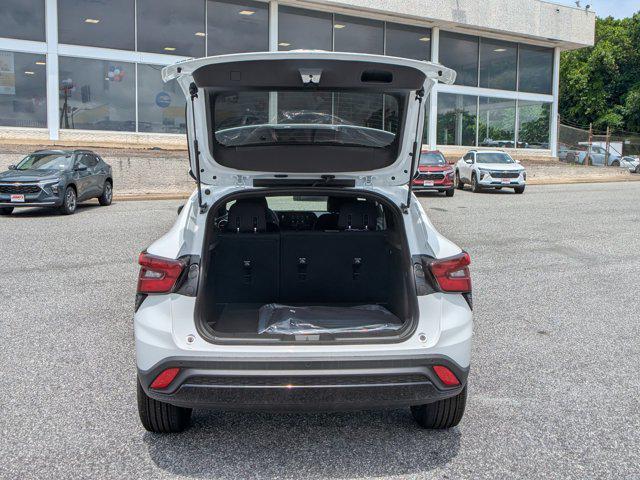 new 2025 Chevrolet Trax car