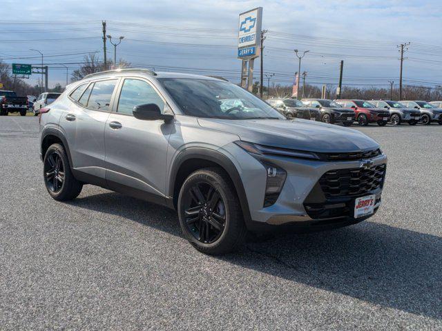 new 2025 Chevrolet Trax car, priced at $25,635