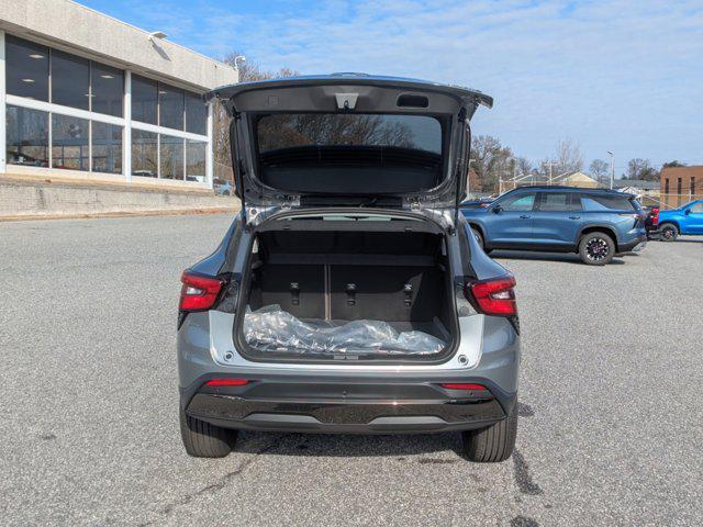 new 2025 Chevrolet Trax car, priced at $25,635