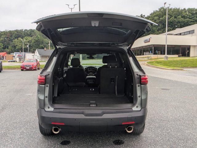 used 2022 Chevrolet Traverse car, priced at $28,994