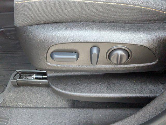 used 2022 Chevrolet Equinox car, priced at $23,254