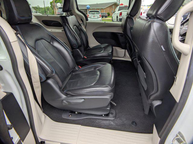 used 2021 Chrysler Pacifica Hybrid car, priced at $23,498