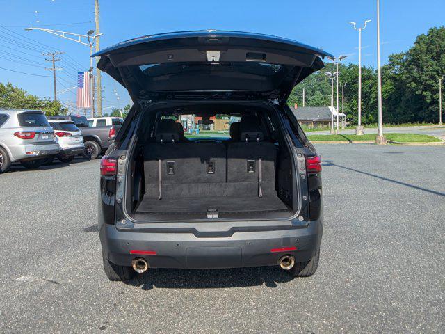 used 2022 Chevrolet Traverse car, priced at $29,999