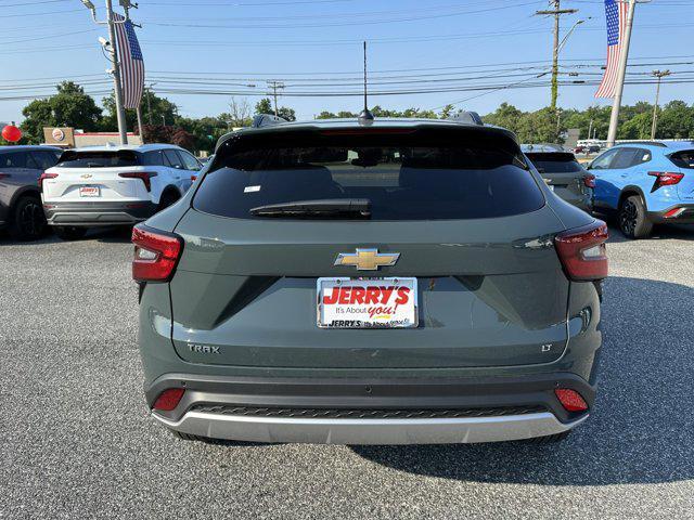 new 2025 Chevrolet Trax car, priced at $24,467