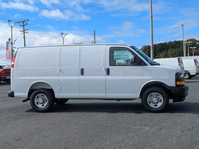 new 2025 Chevrolet Express 2500 car, priced at $42,687