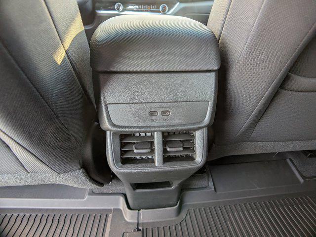 new 2026 Chevrolet Equinox car, priced at $26,327