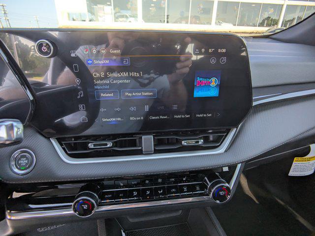 new 2026 Chevrolet Equinox car, priced at $32,652