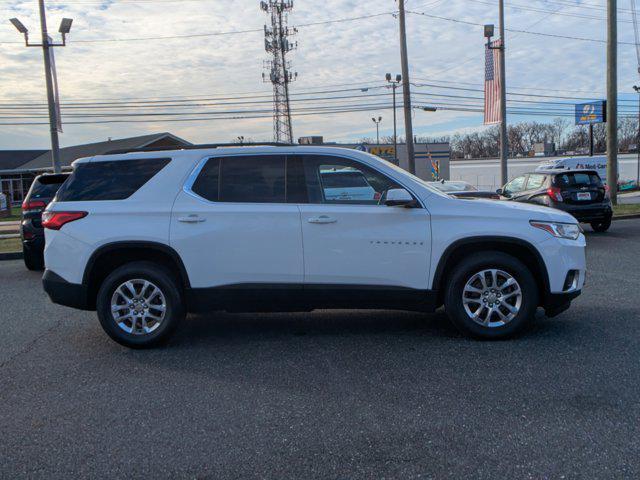 used 2021 Chevrolet Traverse car, priced at $25,321