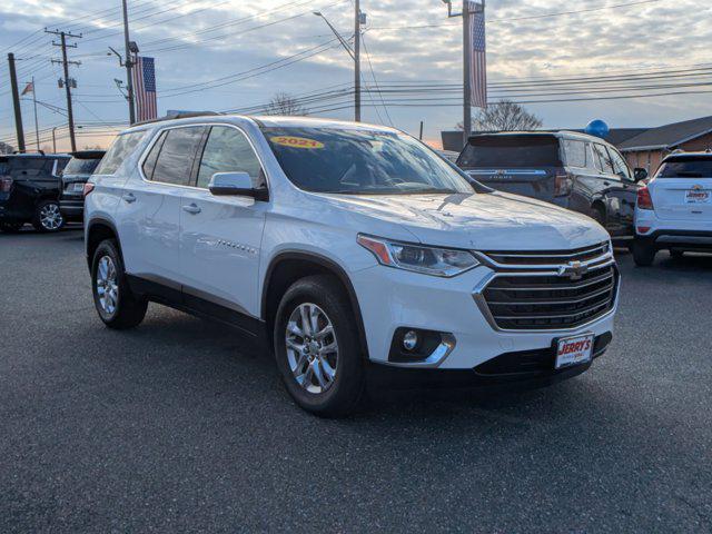 used 2021 Chevrolet Traverse car, priced at $25,321