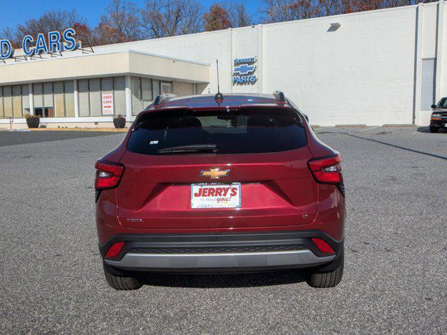 new 2025 Chevrolet Trax car, priced at $24,542