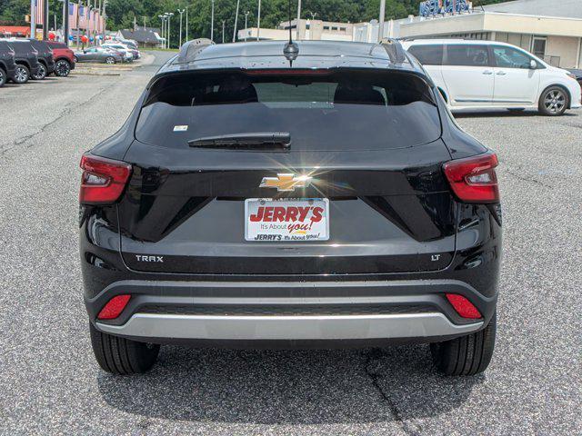 new 2025 Chevrolet Trax car, priced at $22,302