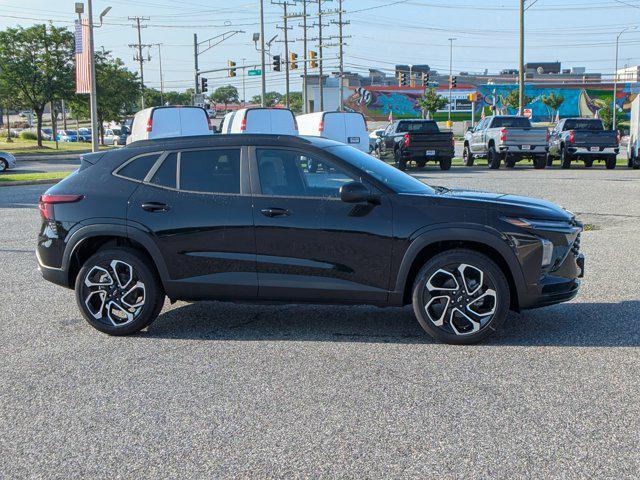new 2025 Chevrolet Trax car, priced at $24,302