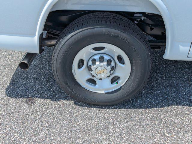 new 2025 Chevrolet Express 2500 car, priced at $42,640