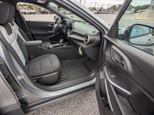 new 2025 Chevrolet Trax car, priced at $21,902