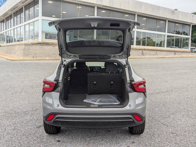 new 2025 Chevrolet Trax car, priced at $21,902
