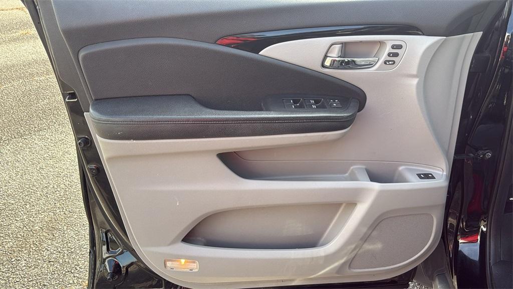 used 2017 Honda Pilot car, priced at $16,990