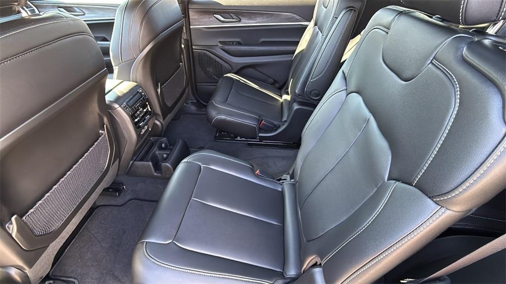 new 2025 Jeep Grand Cherokee L car, priced at $41,970