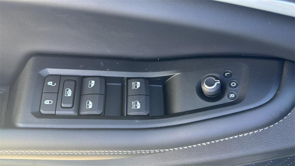 new 2025 Jeep Grand Cherokee L car, priced at $41,970