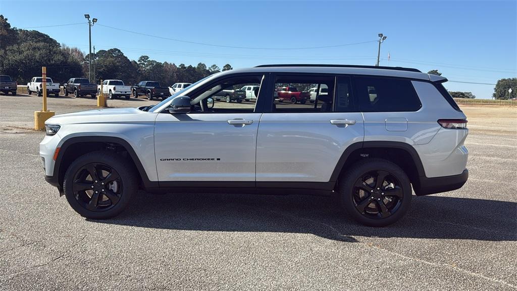new 2025 Jeep Grand Cherokee L car, priced at $41,970