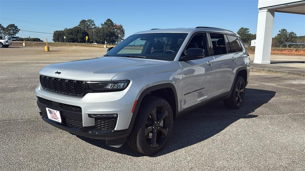 new 2025 Jeep Grand Cherokee L car, priced at $41,970