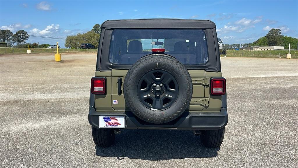 new 2025 Jeep Wrangler car, priced at $33,500