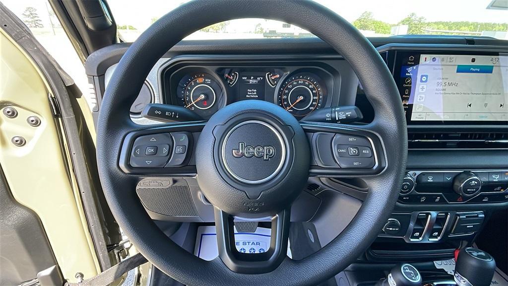 new 2025 Jeep Wrangler car, priced at $33,500