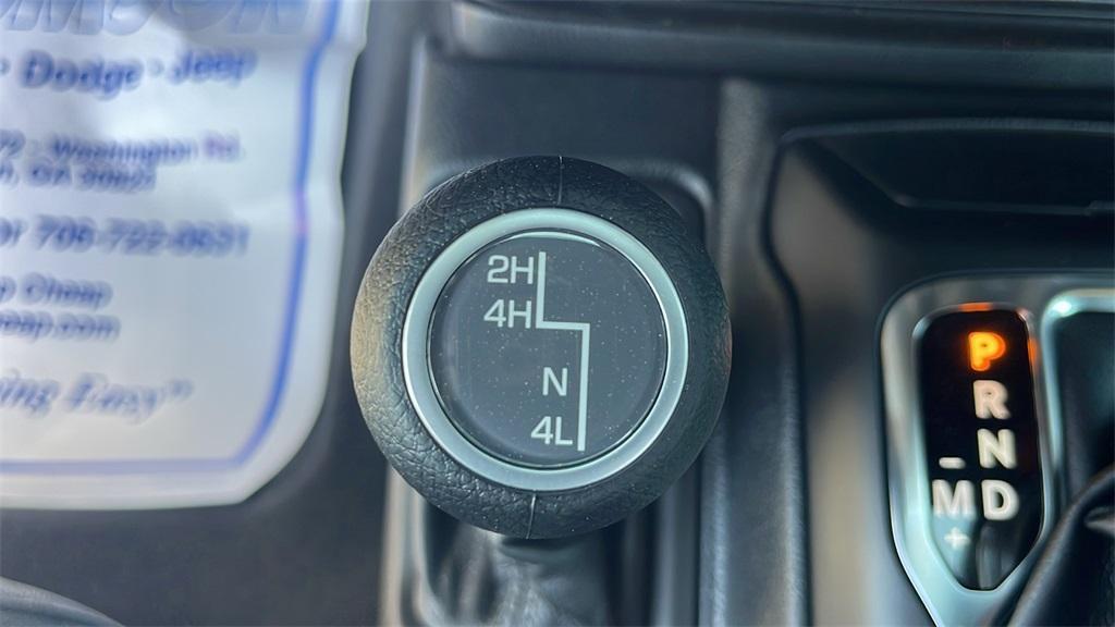 new 2025 Jeep Wrangler car, priced at $33,500