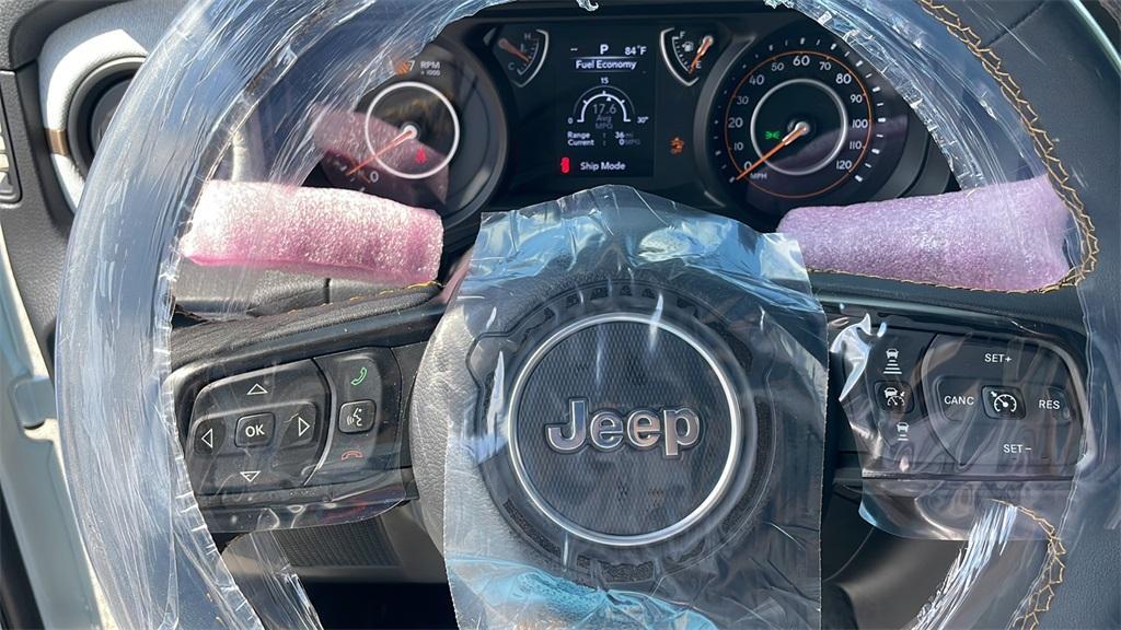 new 2024 Jeep Wrangler car, priced at $37,270