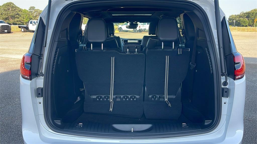 new 2025 Chrysler Pacifica car, priced at $46,350