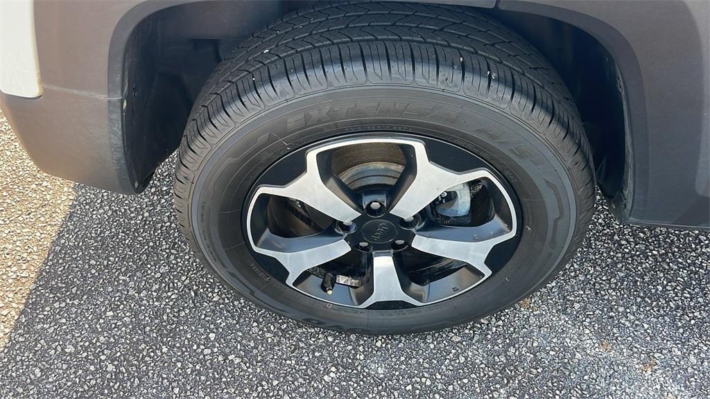 used 2020 Jeep Renegade car, priced at $18,990