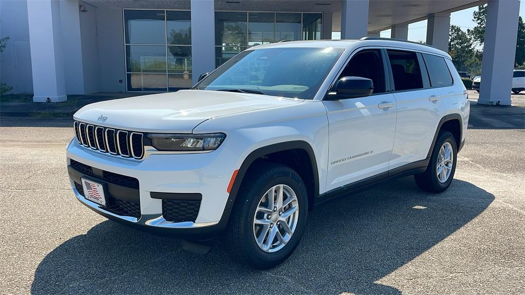 new 2025 Jeep Grand Cherokee L car, priced at $33,990