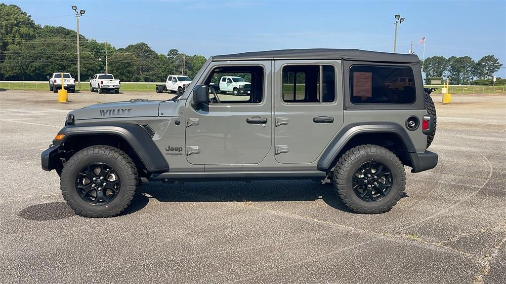 used 2022 Jeep Wrangler Unlimited car, priced at $35,970