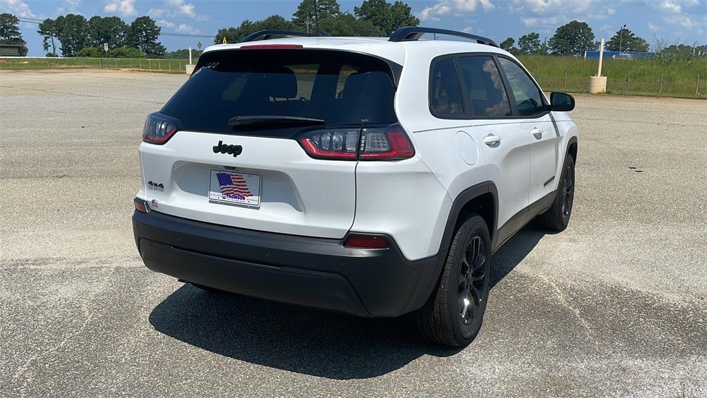 new 2023 Jeep Cherokee car, priced at $32,700