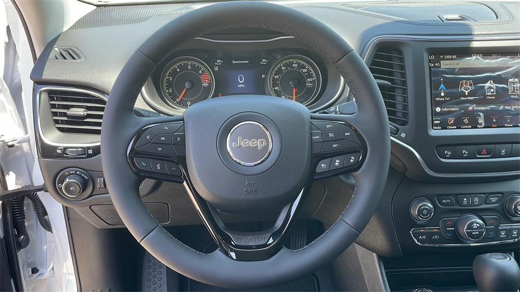 new 2023 Jeep Cherokee car, priced at $32,700