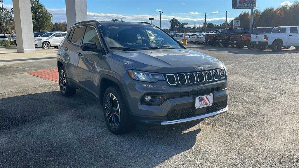 new 2024 Jeep Compass car, priced at $34,652