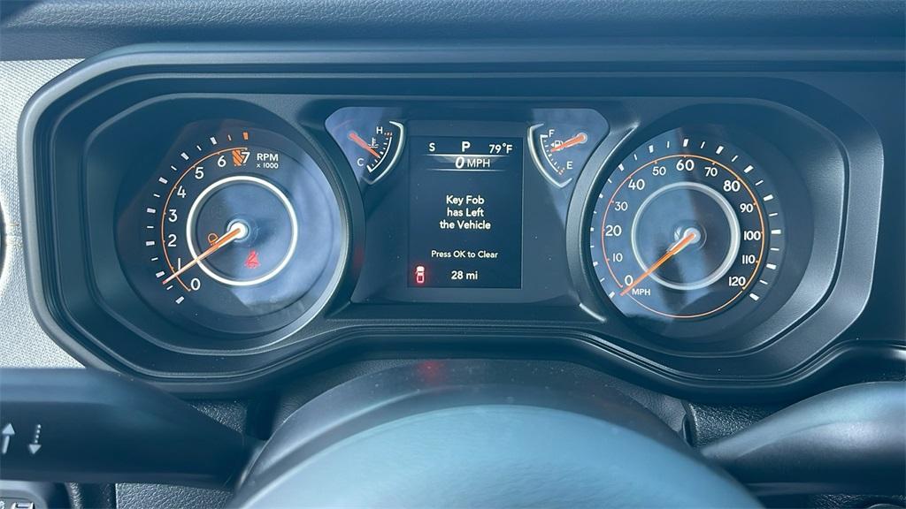 new 2025 Jeep Gladiator car, priced at $40,500