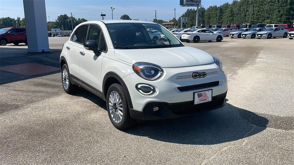 new 2023 FIAT 500X car, priced at $27,272