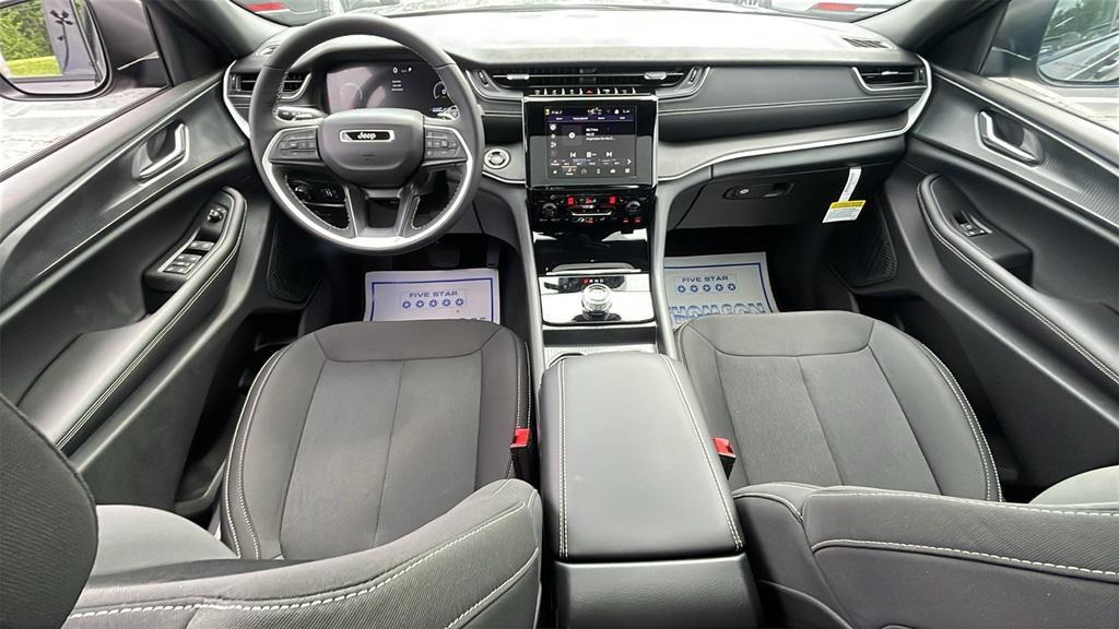new 2025 Jeep Grand Cherokee L car, priced at $38,700