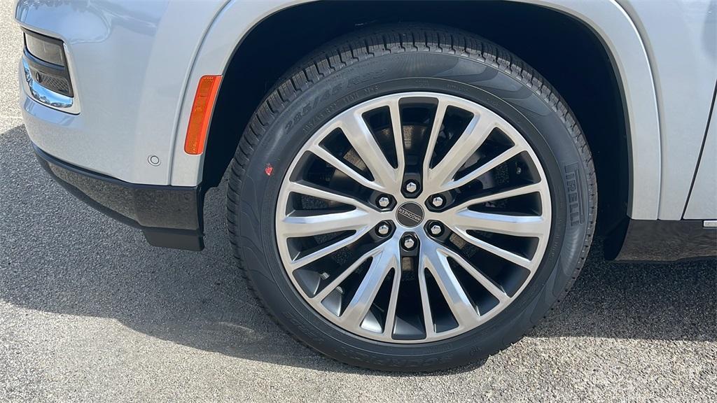 new 2024 Jeep Grand Wagoneer car, priced at $93,572